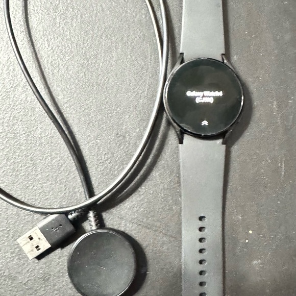 Samsung Galaxy Watch 4 Classic 40 LTE Black - Picture 12 of 16